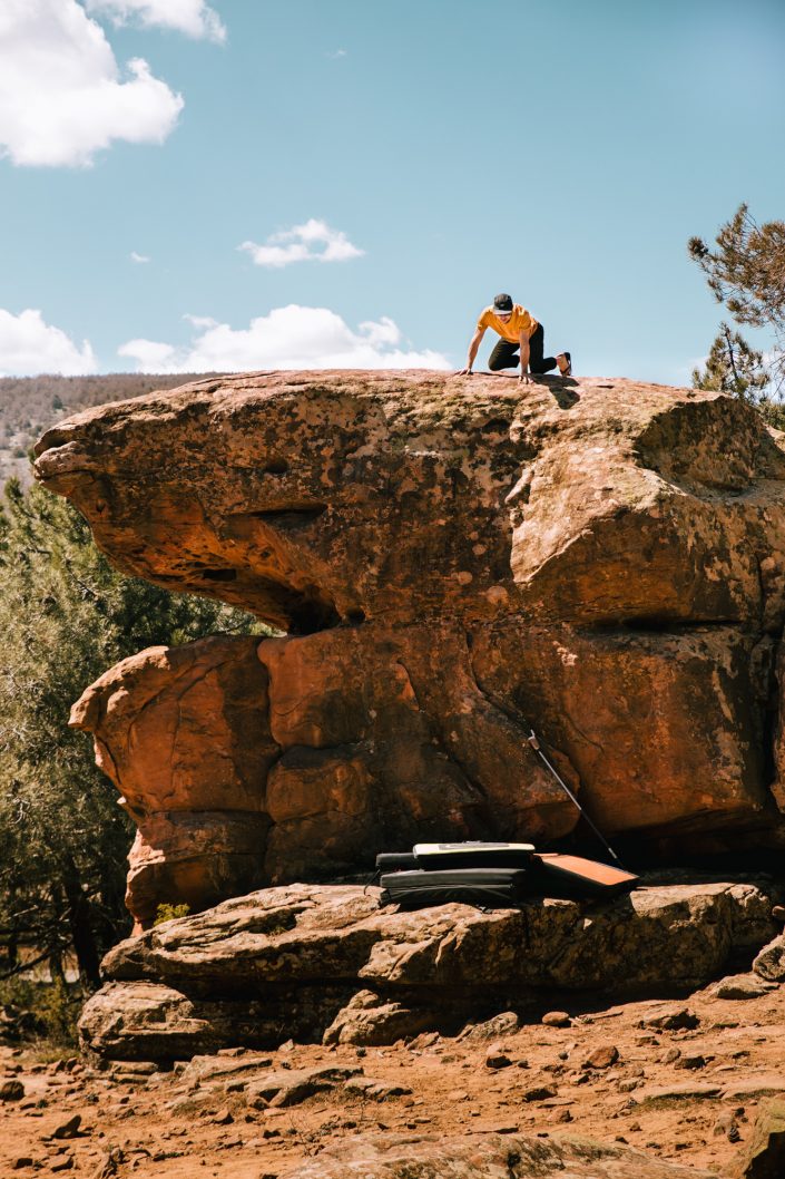 escalada en bloque en Albarracin